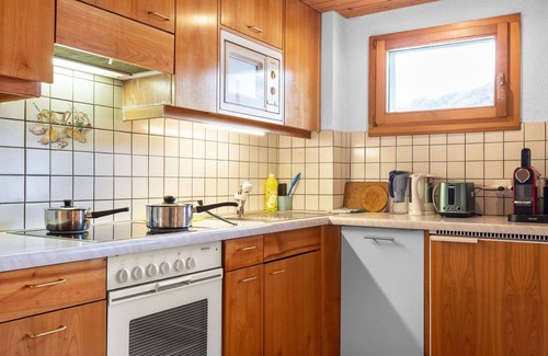 Graechen Apartment | Beautiful apartment for 4 people with WIFI, TV, patio, pets allowed and parking