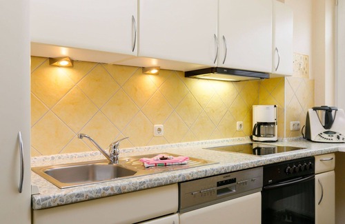Ostvorpommern Apartment | Beautiful apartment for 4 guests with WIFI, TV and balcony