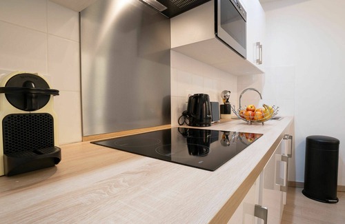 Carabacel Apartment | Beautiful apartment for 2 people with WIFI, A/C, TV and parking