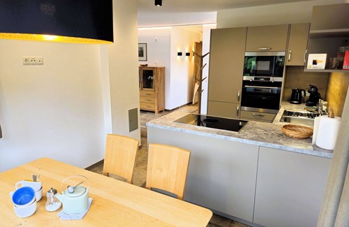 Landeck Apartment | Beautiful apartment for 4 guests with WIFI, TV, balcony and pets allowed