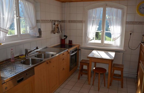 Schoenried Apartment | Beautiful apartment for 9 guests with WIFI, TV, balcony and pets allowed