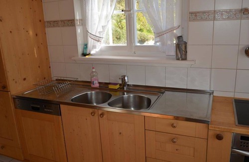 Schoenried Apartment | Beautiful apartment for 9 guests with WIFI, TV, balcony and pets allowed