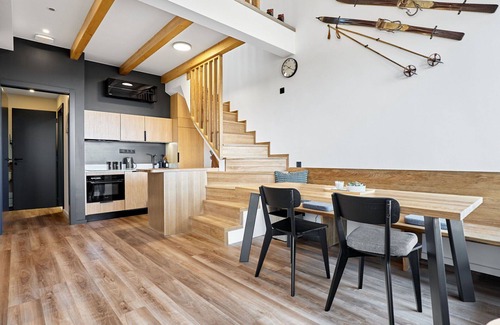 Abertamy Apartment | Beautiful apartment for 6 guests with WIFI, A/C, TV and balcony