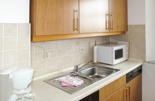 Ostvorpommern Apartment | Beautiful apartment for 4 guests with TV, balcony and pets allowed