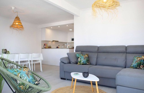 Calpe Apartment | Beautiful apartment for 4 guests with WIFI, A/C, TV and terrace