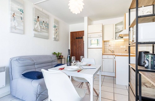 Pontaillac Apartment | Beautiful apartment for 2 people with WIFI, TV, balcony and parking