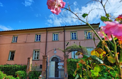 Massarosa Apartment | Beautiful apartment for 4 guests with WIFI, pool and TV, close to Viareggio