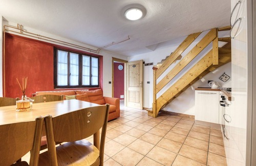 Macugnaga Apartment | Beautiful apartment for 2 guests with TV, pets allowed, panoramic view and parking