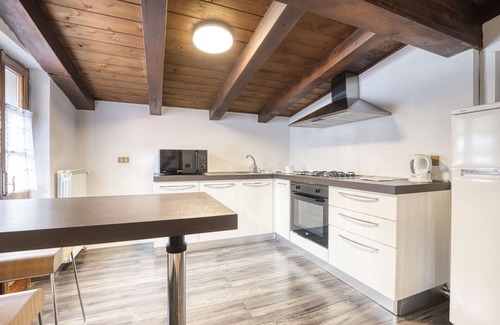 Macugnaga Apartment | Beautiful apartment for 6 guests with TV, balcony, pets allowed and panoramic view