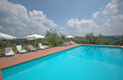 Romola Apartment | Beautiful apartment for 5 guests with pool, WIFI and panoramic view, close to Florence