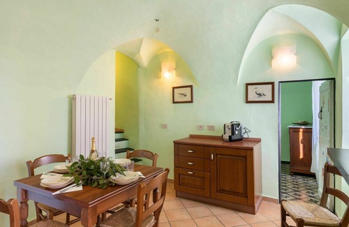 Vasia Apartment | Beautiful apartment for 7 guests with WIFI, TV, terrace, pets allowed and panoramic view
