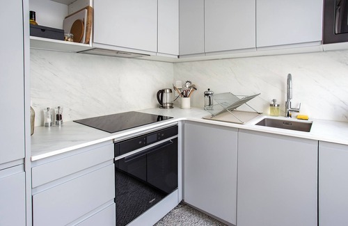 Angouleme Apartment | Beautiful apartment with parking historic center