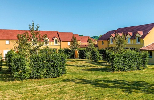 Montignac House | Beautiful apartment in villa for 8 people with WIFI, pool, TV, terrace and pets allowed