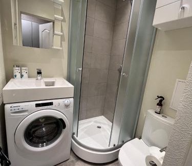 Agenskalns Apartment | Beautiful Apartment Great Location FREE PARKING