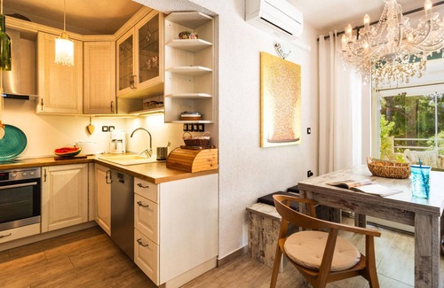 Ivan Dolac Apartment | Beautiful apartment in Ivan Dolac