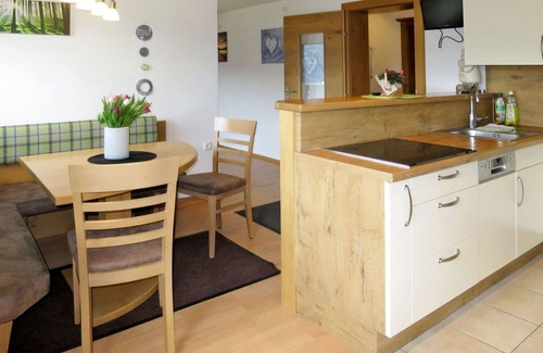 Radstadt Villa | Beautiful apartment in villa for 7 guests with WIFI, TV, patio and pets allowed