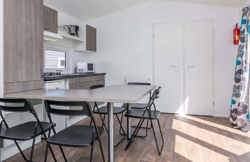 Houthalen House | Beautiful apartment in villa for 6 guests with pool, hot tub, TV, terrace and parking