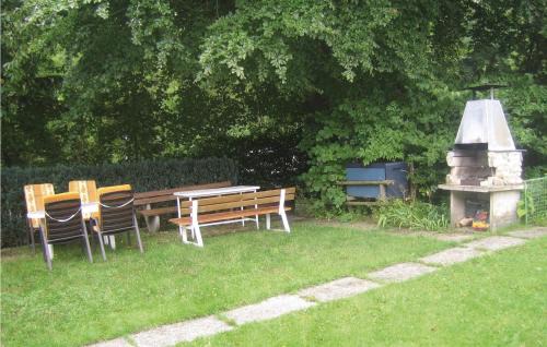 Scharfenberg Apartment | Beautiful apartment in Brilon-Scharfenberg with 3 Bedrooms and WiFi