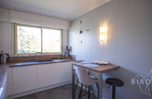 Cannes La Bocca Apartment | Beautiful apartment in Cannes, SEA VIEW and POOL