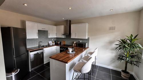 Claygate Apartment | Beautiful apartment in Claygate Close to London