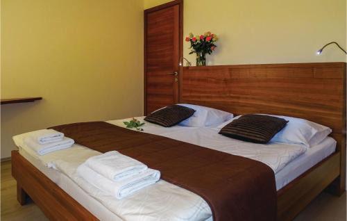 Lasko Apartment | Beautiful Apartment In Lasko With Wifi