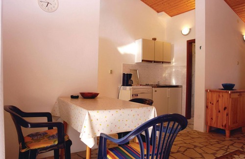 Valdebek Apartment | Beautiful apartment in Pula with WiFi