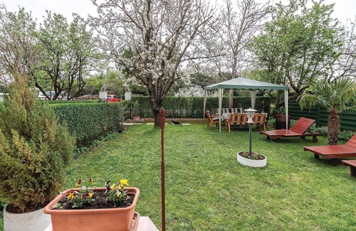 Valdebek Apartment | Beautiful apartment in Pula with WiFi
