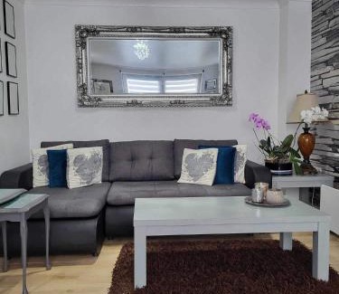 St. Helier Apartment | Beautiful apartment in SW London