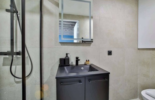Arts-et-Metiers Apartment | Beautiful Apartment in the Marais District