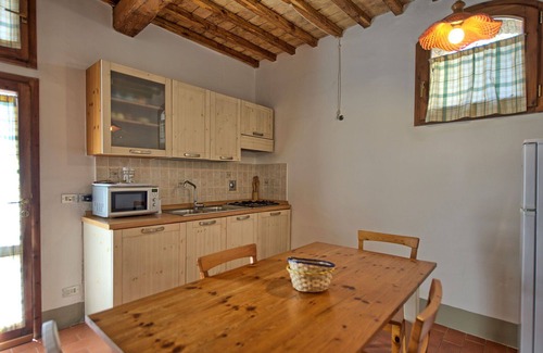 Montebonello Villa | Beautiful apartment in villa with pool, A/C, WIFI, TV, patio, pets allowed and panoramic view