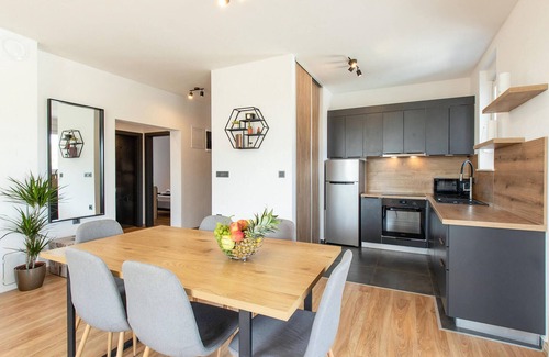 Vrsi Apartment | Beautiful apartment in Vrsi with WiFi