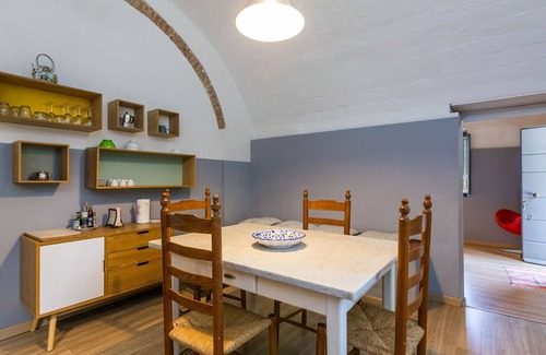 Lorenzana Villa | Beautiful apartment in villa for 4 guests with WIFI, pool and pets allowed