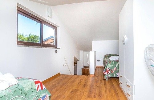 Policastro Bussentino Apartment | Beautiful Apartment in Policastro Bussentino With 3 Bedrooms and Wifi