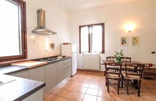 Montorsaio House | Beautiful apartment in villa with pool, WIFI, TV, patio, pets allowed and panoramic view