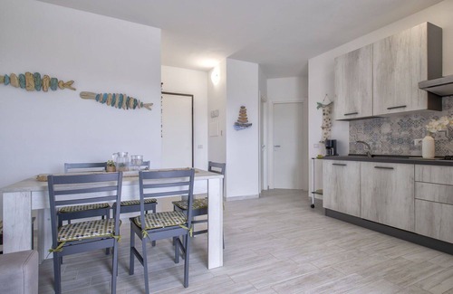 La Muddizza Apartment | Beautiful apartment for 6 people with pool, WIFI, A/C, TV, patio, pets allowed and parking