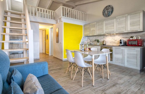 La Ciaccia Apartment | Beautiful apartment for 4 guests with A/C, TV, patio, pets allowed and parking