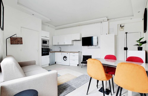 Arsenal Apartment | Beautiful Apartment Marais/Bastille