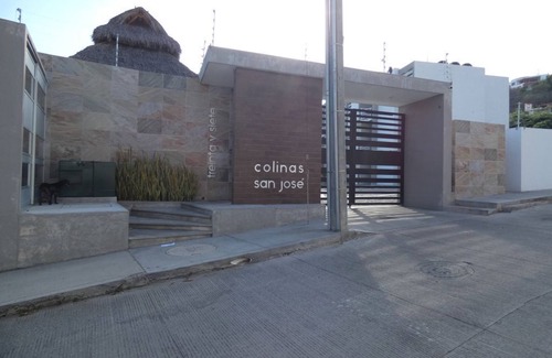 Colinas de Santiago Apartment | Beautiful apartment available for rent per month 5 minute walk to the beach