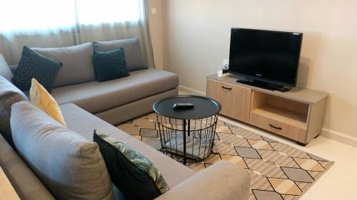 Deroua Apartment | Beautiful apartment next to airport Mohamed V