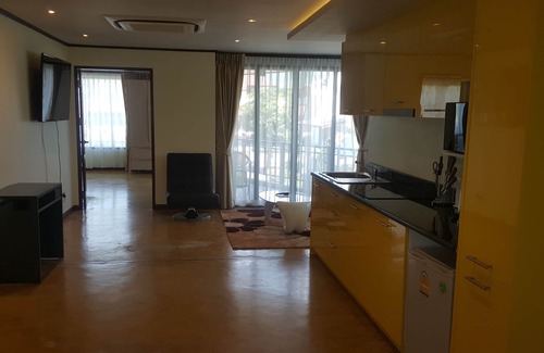 Old City Apartment | Beautiful Apartment in the Old City at Walking Street