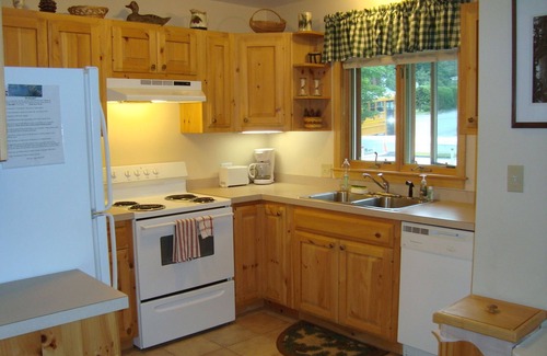 Lake Placid Apartment | Beautiful Apartment In Town In Quiet Neighborhood