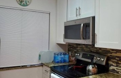 The Fountains Apartment | BEAUTIFUL APARTMENT WITH GOLF VIEW, 1500 SQFT. 2/2 WITH DEN/OFFICE