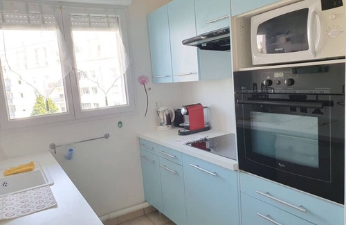 Chatillon Apartment | Beautiful apartment with Eiffel Tower view.