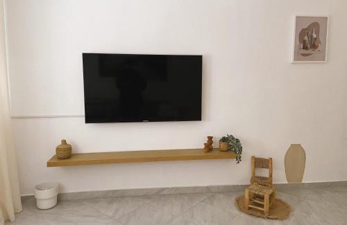 Bni Makada Apartment | Beautiful Apartment with Private Rooftop Terrace