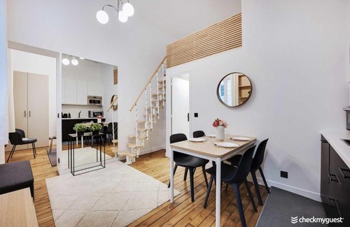 Quartier de l'Ecole-Militaire Apartment | Beautiful Apt -1BR-4P- Tour Eiffel - Invalides