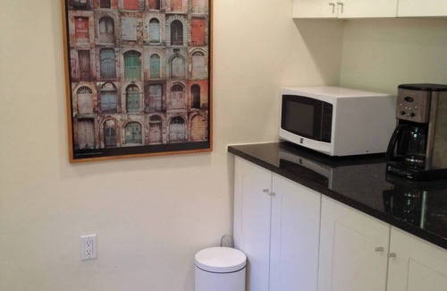Takoma Park Apartment | Beautiful apt. in Historic Takoma