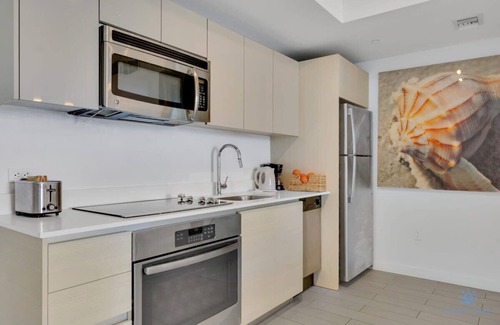 Hallandale Beach Apartment | Beautiful Apt w/Private Balcony - Stunning View