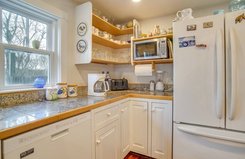 Aquinnah House | Beautiful Aquinnah Home: Ocean View, Walk to Beach