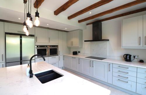East Grinstead House | Beautiful arts and crafts home