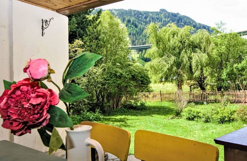Steinach am Brenner House | Beautiful private villa for 3 guests with WIFI, TV, patio, pets allowed and panoramic view